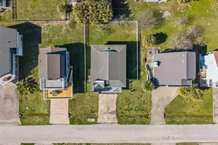 13810 San Domingo Dr, Galveston, TX 77554 - Photo 45