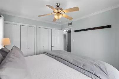 13810 San Domingo Drive, Galveston, TX 77554 - Photo 23