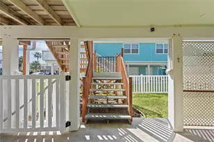 13810 San Domingo Dr, Galveston, TX 77554 - Photo 33