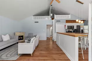 13810 San Domingo Dr, Galveston, TX 77554 - Photo 15