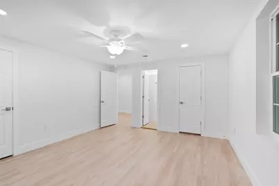 3619 Ave S, Galveston, TX 77550 - Photo 21