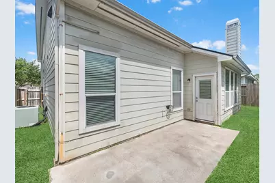 15826 Shoreline Terrace Drive, Houston, TX 77044 - Photo 29