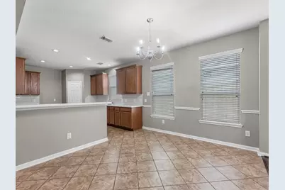 15826 Shoreline Terrace Drive, Houston, TX 77044 - Photo 9