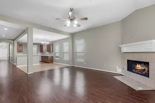 15826 Shoreline Terrace Dr, Houston, TX 77044 - Photo 3
