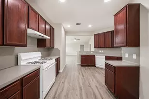 14415 Tabitha Ct, Houston, TX 77090 - Photo 5