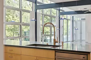 2424 White Oak Dr, Houston, TX 77009 - Photo 13