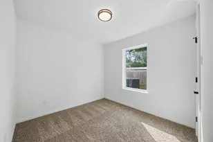 902 Ringold St, Houston, TX 77088 - Photo 15