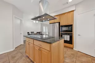 11718 Pecan Creek Dr, Houston, TX 77043 - Photo 13