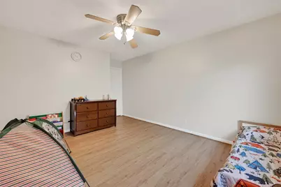 11718 Pecan Creek Drive, Houston, TX 77043 - Photo 35