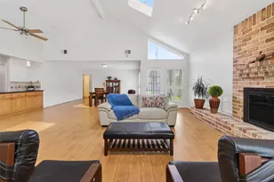 11718 Pecan Creek Dr, Houston, TX 77043 - Photo 9