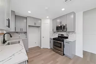 2500 Parkway Ave, Rosenberg, TX 77471 - Photo 9