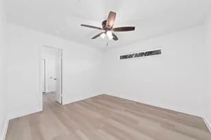 2500 Parkway Ave, Rosenberg, TX 77471 - Photo 11