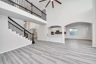 2415 San Conero Dr, Pearland, TX 77581 - Photo 13