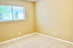 5213 Creekview Dr, La Porte, TX 77571 - Photo 17