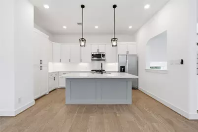 712 W Donovan Street #C, Houston, TX 77091 - Photo 9