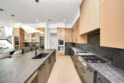 2232 Swift Boulevard, Houston, TX 77030 - Photo 13