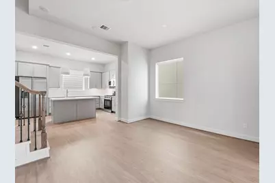 412 N Stiles, Houston, TX 77011 - Photo 9