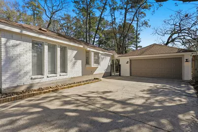 12 Rosedale Brook Court, The Woodlands, TX 77381 - Photo 5