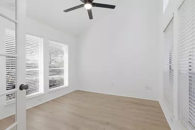 12 Rosedale Brook Court, The Woodlands, TX 77381 - Photo 21