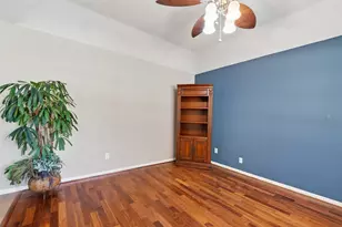 4004 S Dogwood St, Pearland, TX 77584 - Photo 9