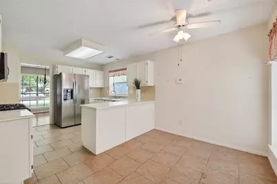 4004 S Dogwood  Street, Pearland, TX 77584 - Photo 19