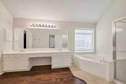 4004 S Dogwood  Street, Pearland, TX 77584 - Photo 29
