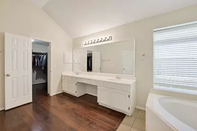 4004 S Dogwood  Street, Pearland, TX 77584 - Photo 31