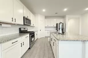 9662 Caney Trails Rd, Conroe, TX 77303 - Photo 13