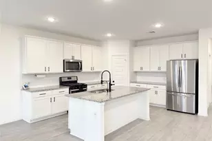 9662 Caney Trails Rd, Conroe, TX 77303 - Photo 9