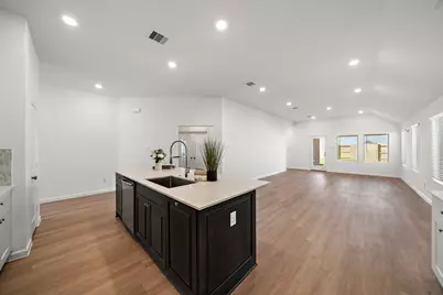 4823 Shimmer Side Drive, Katy, TX 77493 - Photo 3