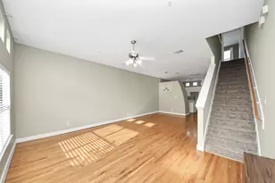 8715 Meadowcroft Dr, Houston, TX 77063 - Photo 13