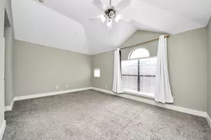 8715 Meadowcroft Dr, Houston, TX 77063 - Photo 17
