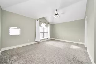 8715 Meadowcroft Dr, Houston, TX 77063 - Photo 15