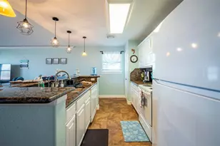 1430 Bluewater Hwy, Surfside Beach, TX 77541 - Photo 7