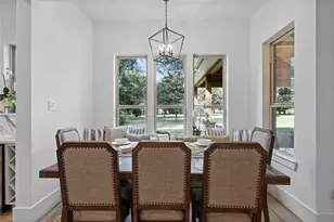 1216 S Hill St, Alvin, TX 77511 - Photo 11