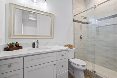 1216 S Hill Street, Alvin, TX 77511 - Photo 21