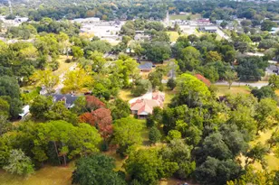 1216 S Hill St, Alvin, TX 77511 - Photo 37