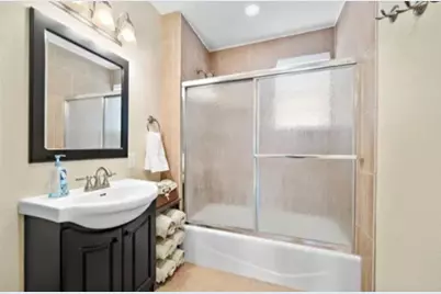 7004 Beau Terre Street, Hitchcock, TX 77563 - Photo 7