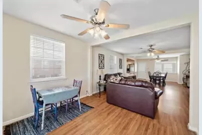 7004 Beau Terre Street, Hitchcock, TX 77563 - Photo 9