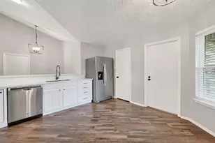 15806 Pfeiffer Dr, Houston, TX 77082 - Photo 7