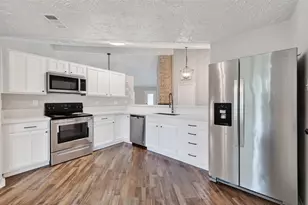 15806 Pfeiffer Dr, Houston, TX 77082 - Photo 9