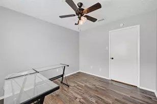 15806 Pfeiffer Dr, Houston, TX 77082 - Photo 27