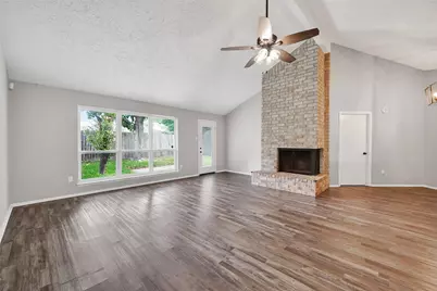 15806 Pfeiffer Drive, Houston, TX 77082 - Photo 15