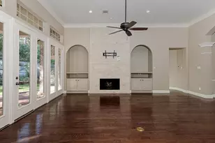 59 W Palmer Bend, The Woodlands, TX 77381 - Photo 7