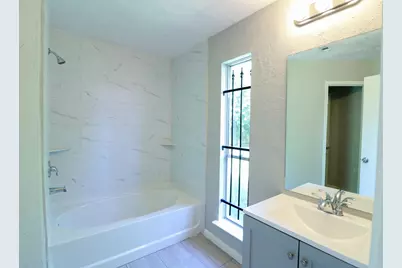 16114 Canaridge Drive, Houston, TX 77053 - Photo 9