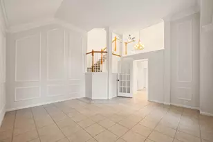 107 N Sunny Slope Cir, The Woodlands, TX 77381 - Photo 5