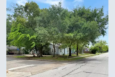 502 E Fayle Street, Baytown, TX 77520 - Photo 5