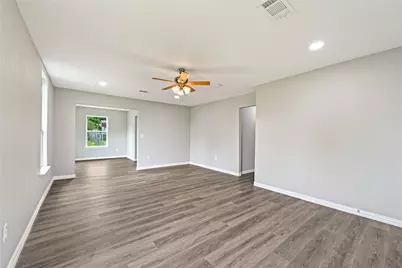 839 Yaupon Street, Clute, TX 77531 - Photo 15