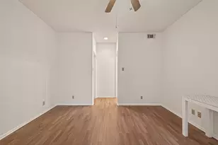 2211 S Braeswood Blvd, Houston, TX 77030 - Photo 23