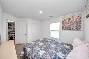 8611 River Crest Dr, Baytown, TX 77521 - Photo 11